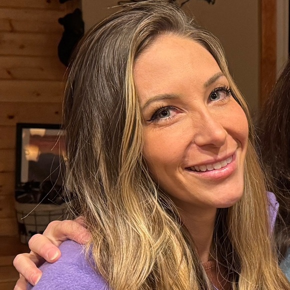 Meet your Posher, Jordanna - Picture 1 of 1